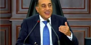 رئيس الوزراء يغادر إلى قطر للمشاركة في “القمة العالمية الثانية للتنمية الاجتماعية”