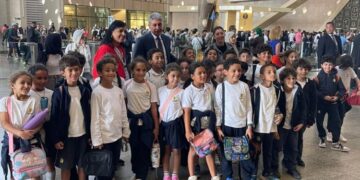 وزير السياحة والآثار يقوم بجولة بالمتحف المصري الكبير لمتابعة حركة الزائرين