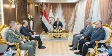 وزير الدولة للإنتاج الحربي يستقبل سفير بلغاريا بالقاهرة