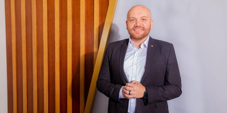 عمرو عطية : صفقة تطوير «سملا» و«علم الروم» تؤكد توجه الدولة الاستراتيجي نحو التنمية الشاملة وتعزيز الاقتصاد المصري 