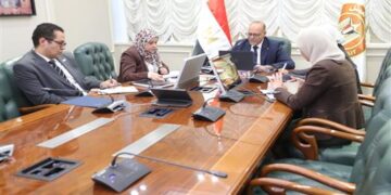 وزير العمل يعقد اجتماعًا مع مسؤولي البنك الدولي لبحث الملفات ذات الاهتمام المشترك