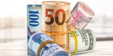 أسعار العملات في مصر اليوم الأحد