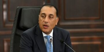 الدّيْن بين لحظة الذروة ومسار التصحيح: كيف تقرأ الدولة عبء اليوم؟ بقلم رئيس الوزراء