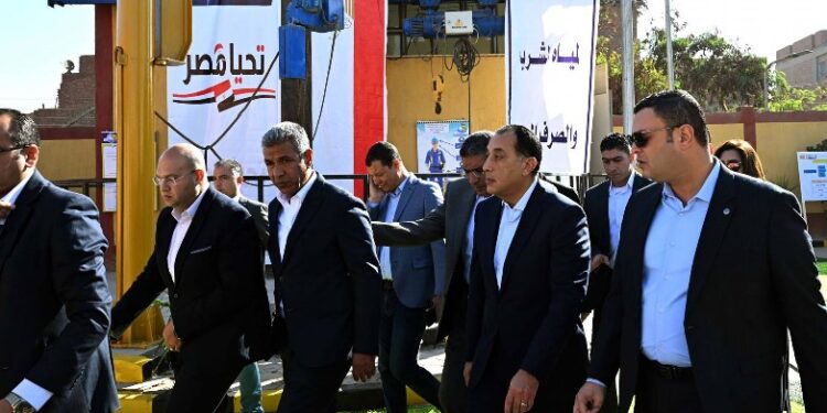 وزير الإسكان: 70 مشروعا بمركزي أطفيح والصف بتكلفة 4,7 مليار جنيه