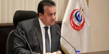 الدكتور خالد عبدالغفار يعلن خطة التأمين الطبي لاحتفالات رأس السنة الميلادية وأعياد الميلاد المجيد 2026