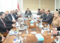 “وزير الإسكان يبحث تطوير منظومة النقل الداخلي بالمدن الجديدة”