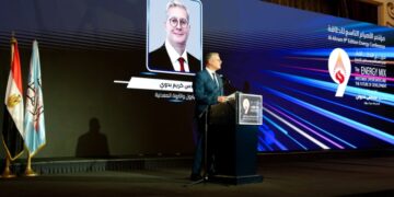 وزير البترول يؤكد نجاح استراتيجية تأمين الطاقة والتحول الأخضر خلال مؤتمر الأهرام للطاقة