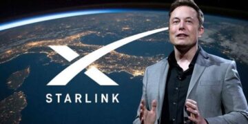 إيلون ماسك يكشف ورقة SpaceX: تلميح ضخم لمستقبل الإنترنت الفضائي