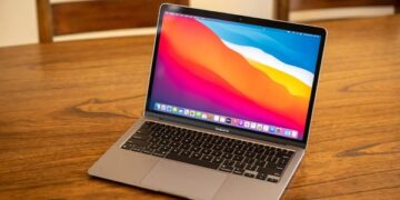 آبل تعود لمعالجات إنتل ببعض أجهزة ماك و iPad في 2027