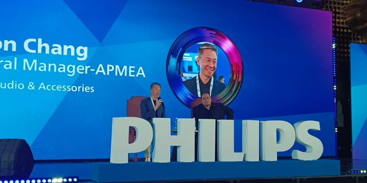 تشانج: “فيليبس” تمتلك إرثاً يمتد لـ 140 عاماً وتواصل ريادتها لقطاع الصوتيات في 100 دولة حول العالم