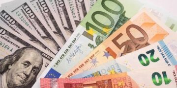 أسعار العملات في مصر اليوم الاربعاء