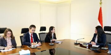 وزيرة التخطيط تستقبل النائب الأول لرئيس الوكالة اليابانية للتعاون الدولي (جايكا)