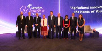 وزير الزراعة يطلق مبادرة بدعوة طلاب الجامعات لزيارة المراكز البحثية الزراعية والمعامل المتطورة لاكتساب الخبرات