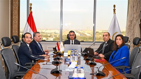 وزير التموين يجتمع مع رئيس مصلحة دمغ المصوغات والموازين لمتابعة خطط التطوير