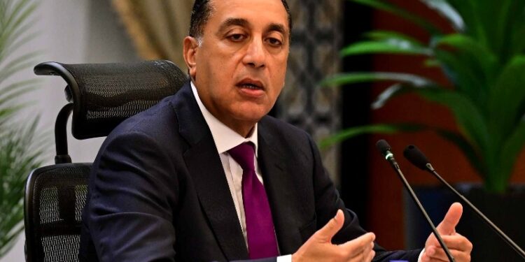 رئيس الوزراء: نقل 50 ألف موظف إلى العاصمة الجديدة