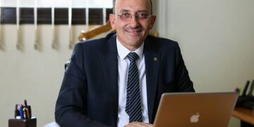 علاء فكري: يطالب بتطبيق سياسات البيع المنضبط والتحقق من جدية العملاء لحماية السوق وتقليل نسب التعثر