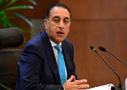 رئيس الوزراء: نركز الفترة القادمة على قطاع البترول وإطلاق المسح الجيولوجي