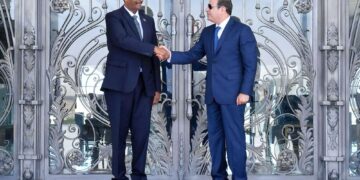 الرئيس السيسى يستقبل اليوم الفريق أول عبد الفتاح البرهان لبحث سبل تسوية الأزمة السودانية