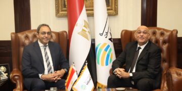 جهاز تنمية المشروعات يتعاون مع محافظة قنا لتطوير التكتلات الحرفية ورفع تنافسيتها وتسويق منتجاتها