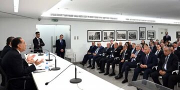 رئيس الوزراء: مصر تنظر إلى لبنان ليس فقط كشريك سياسي بل كشريك اقتصادي محوري واستراتيجي