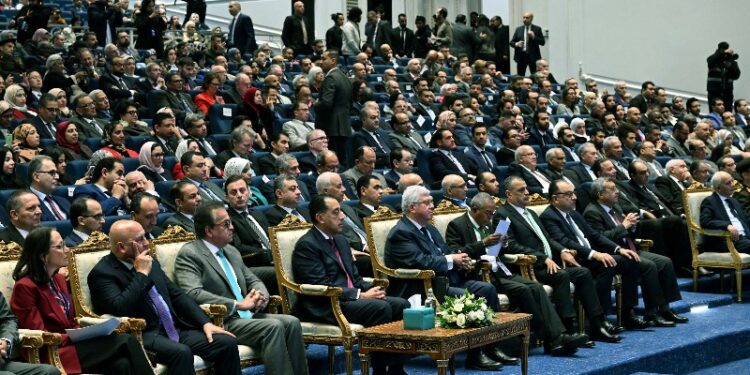 مدبولي يشهد انعقاد الجمعيـة العامة للشراكة بين الأكاديميات والمعرض الدولي لتسويق مخرجات البحوث بالعاصمة