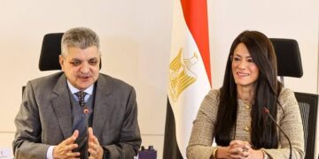 مصر واليابان توقعان اتفاقًا تنفيذيًا لمنحة «جايكا» بقيمة مليار جنيه لتمويل أول سفينة دعم غوص ضمن أسطول قناة السويس