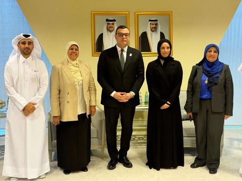 وزير الإسكان ووزيرة التنمية الاجتماعية القطرية يناقشان تعزيز التعاون وتوفير السكن الملائم