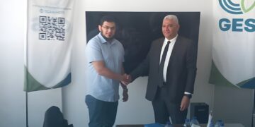 «ADVEC» توقّع اتفاقيتين استراتيجيتين مع «Green Energy Solutions» لدعم التحول الصناعي وتطوير الطاقة المتجددة في مدينة طربول الصناعية