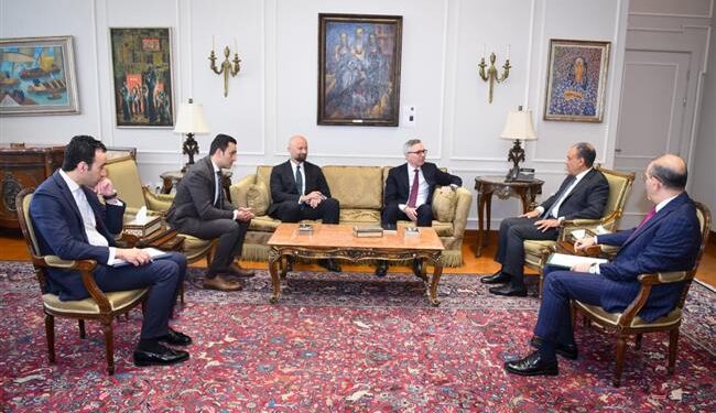 وزير الخارجية يلتقي الرئيس التنفيذي لشركة “سكاتك” النرويجية