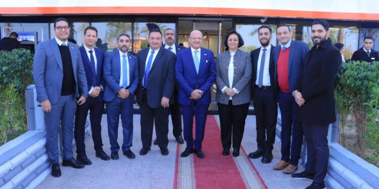 ضمن استراتيجيته للتطوير.. بنك التنمية الصناعية يفتتح فرع بورسعيد بعد تحديثه