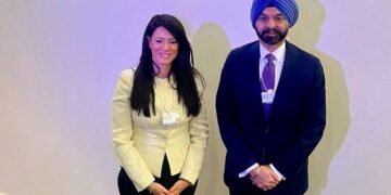 وزيرة التعاون الدولي تلتقي رئيس مجموعة البنك الدولي خلال فعاليات منتدى “دافوس” 2026