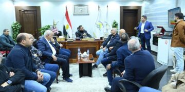 في مستهل جولته اليوم: وزير الإسكان يعقد اجتماعا لمتابعة مشروعات القرى السياحية