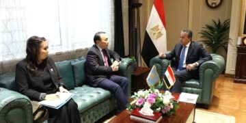 وزير الصحة يستقبل سفير كازاخستان لبحث التعاون في القطاع الصحي وتكنولوجيا تصنيع الأدوية