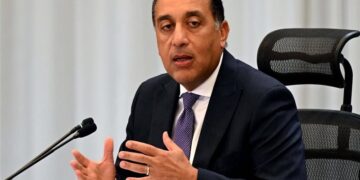 الخميس 29 يناير الجاري إجازة رسمية بمناسبة عيد ثورة 25 يناير وعيد الشرطة