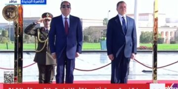 الرئيس السيسي يصل مقر الاحتفال بعيد الشرطة الـ 74