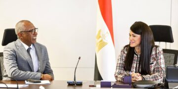 وزيرة التخطيط والتنمية الاقتصادية والتعاون الدولي تُكرم المدير القُطري لـ«إيفاد» وتؤكد عمق الشراكة لتعزيز التنمية الزراعية والريفية