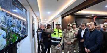 رئيس الوزراء يتابع الموقف التنفيذي لمشروع تطوير مدينة النيل الطبية (معهد ناصر)