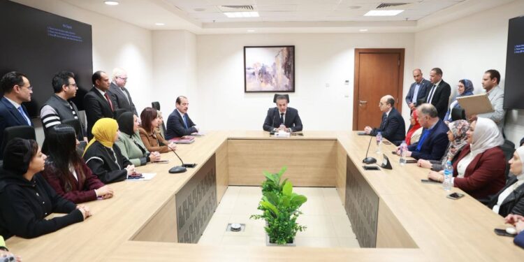 وزير الصحة يكرم قطاع الطب الوقائي لحصوله على 3 جوائز وإشادات دولية خلال 2025