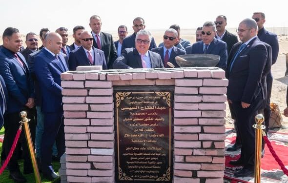 رئيس اقتصادية قناة السويس ومحافظ الإسماعيلية يشهدان وضع حجر أساس مصنع “إندستريال هاوس” للمنتجات الجبسية