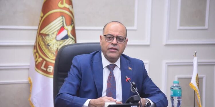 وزارة العمل تواصل حملات التفتيش لضبط سوق العمل وتطبيق أحكام قانون العمل الجديد