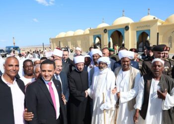 افتتاح مسجدَي الحميد المجيد بحلايب والسميع العليم ببرنيس احتفالاً بالعيد القومي للبحر الأحمر