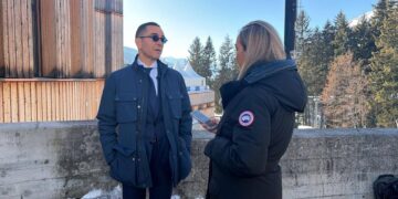 وزير الاستثمار يجري لقاءً مع قناة العربية بيزنس لاستعراض فرص الاستثمار والتجارة في مصر