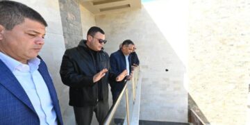 وزير الإسكان يتفقد أعمال التطوير بقرى مارينا ومشروع البوغاز لتوصيل المياه لبحيرة نيو مارينا