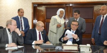 وزير الزراعة يوجه بوقف المحاضر الجنائية ضد منتفعي الإصلاح الزراعي الجادين مراعاة للبعد الاجتماعي والظروف الاقتصادية