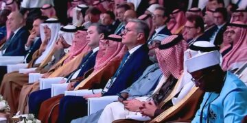 وزير البترول يشارك في افتتاح مؤتمر التعدين الدولي بالرياض