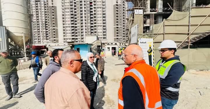 وزير الإسكان يتابع موقف تنفيذ مشروعات تطوير منطقة مثلث ماسبيرو وسور مجرى العيون وحديقة الأزبكية