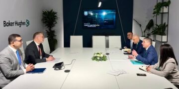 وزير البترول يبحث مع بيكرهيوز العالمية تسريع التعاون في عدد من مجالات العمل الجديدة