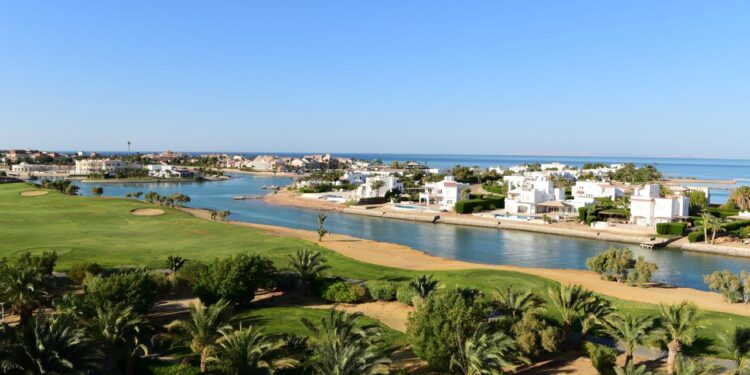 *الجونة شريكاً رسمياً لنادي أستون فيلا لكرة القدم لموسم 2025/2026*