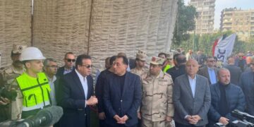 رئيس الوزراء يبدأ جولة ميدانية لتفقد أعمال إنشاء ورفع كفاءة عدد من المنشآت الصحية بمحافظتي القاهرة والجيزة