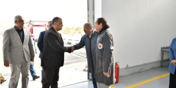 وزير الإنتاج الحربي: “هليوبوليس للصناعات الكيماوية” قلعة صناعية كبرى تساهم في الإنتاج العسكري والمدني